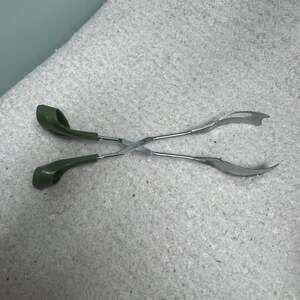 Vintage Mirro EarthGrown Avocado Green Handle Vertical Canning Tongs